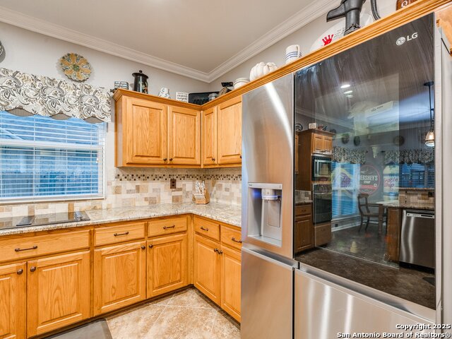 Image 44 of 67 For 18106 Cadara Way
