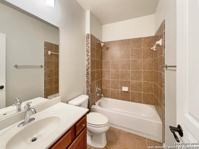 Listing photo id 9 for 27422 Camino Tower
