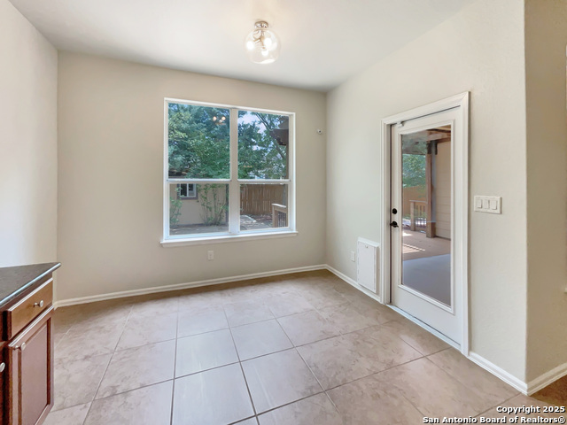 Listing photo id 13 for 27422 Camino Tower