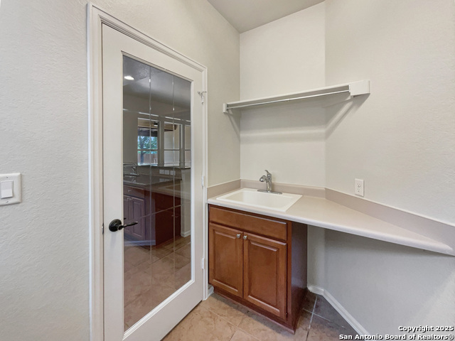 Listing photo id 14 for 27422 Camino Tower