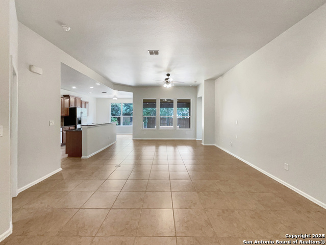 Listing photo id 1 for 27422 Camino Tower