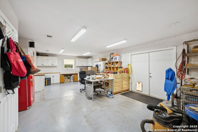 Image 23 of 47 For 530 Willow Springs