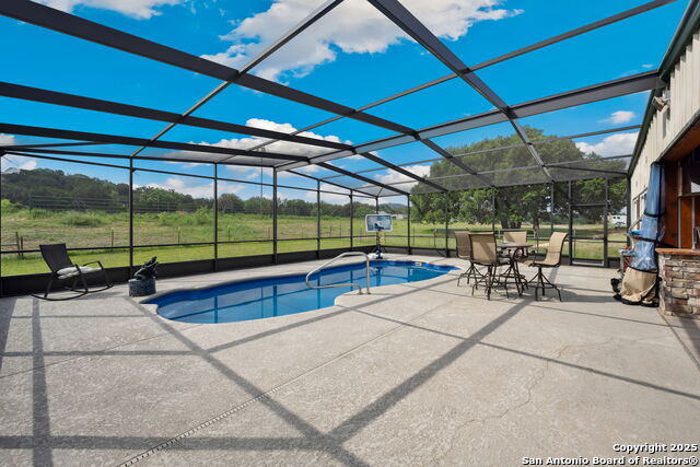 Image 27 of 47 For 530 Willow Springs