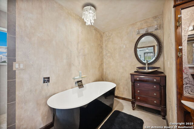 Image 39 of 47 For 530 Willow Springs