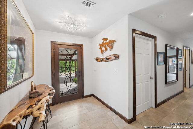 Image 7 of 47 For 530 Willow Springs