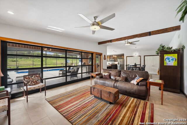 Image 9 of 47 For 530 Willow Springs