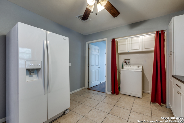 Listing photo id 12 for 2310 Delgado