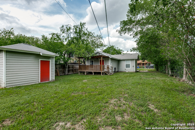 Listing photo id 23 for 2310 Delgado