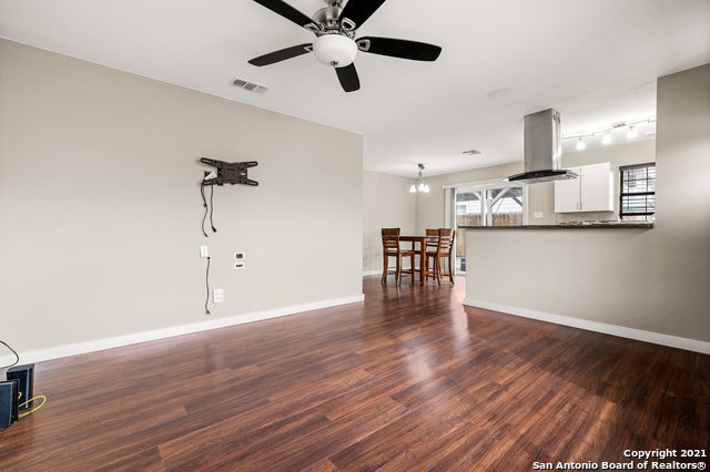 Image 4 of 19 For 809 Nevada St