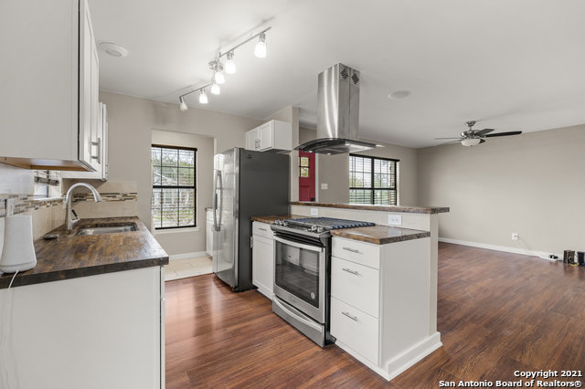 Image 6 of 19 For 809 Nevada St