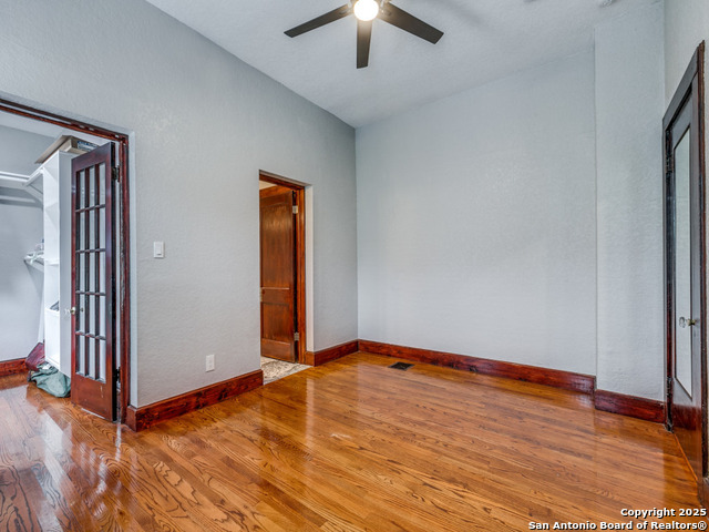 Listing photo id 15 for 1520 Virginia