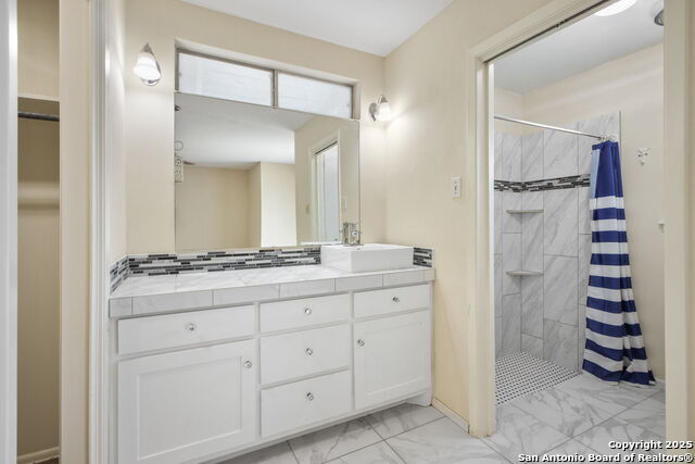Image 17 of 36 For 7103 Panola  