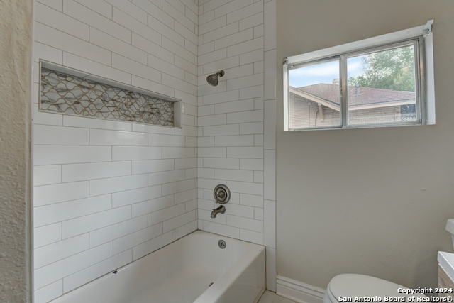 Image 25 of 30 For 1932 Huisache W