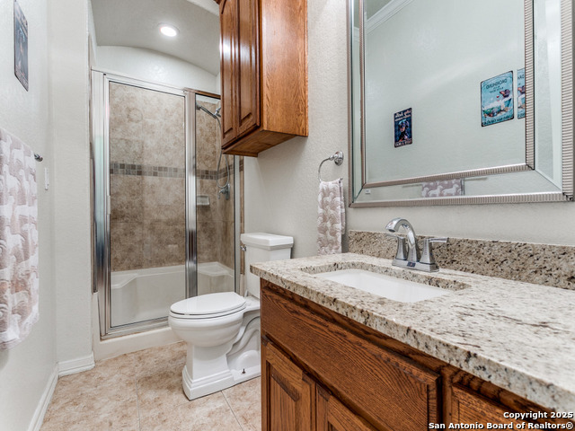 Listing photo id 25 for 6840 Loop 1604 S