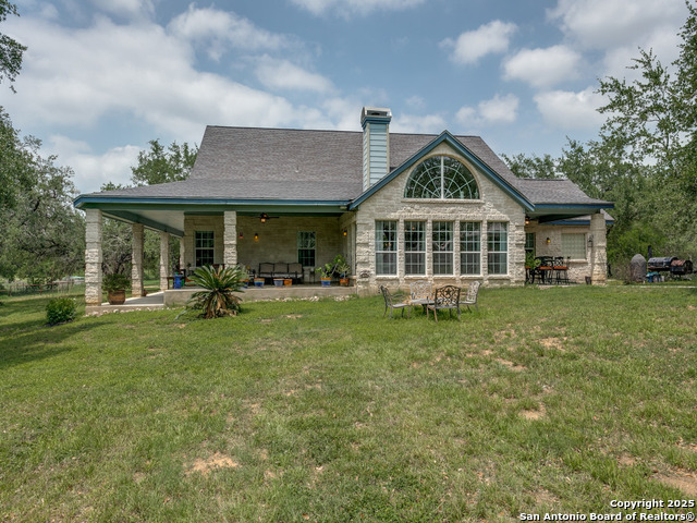 Listing photo id 31 for 6840 Loop 1604 S