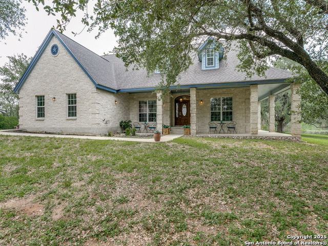 Listing photo id 4 for 6840 Loop 1604 S