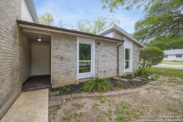 Image 24 of 29 For 11331 Woollcott