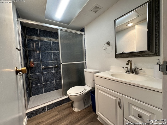 Image 9 of 28 For 7039 San Pedro Ave  610