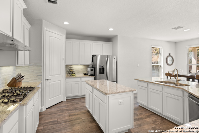Image 19 of 33 For 8623 Carmel Rose