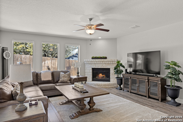 Image 8 of 33 For 8623 Carmel Rose