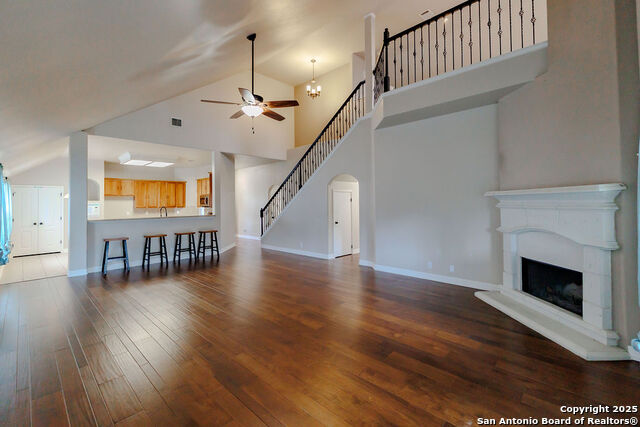 Image 22 of 52 For 26923 Trinity Heights