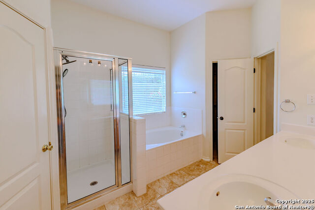 Image 36 of 52 For 26923 Trinity Heights