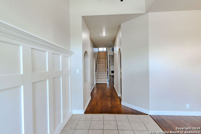 Image 7 of 52 For 26923 Trinity Heights