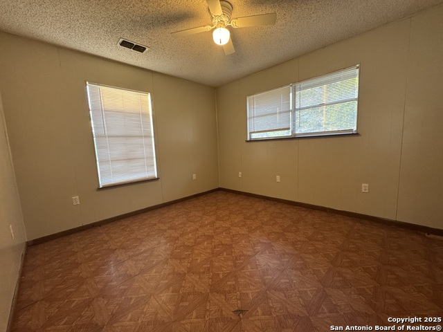 Image 10 of 16 For 704 Cantrell