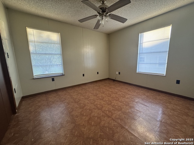 Image 12 of 16 For 704 Cantrell