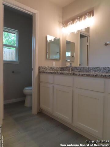 Image 15 of 18 For 8355 Tuxford