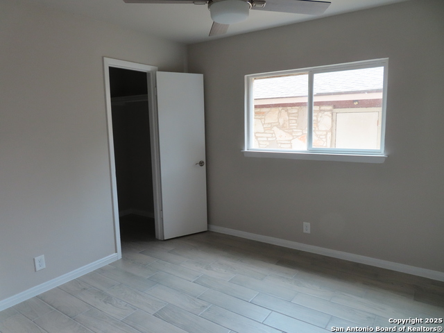 Image 7 of 18 For 8355 Tuxford