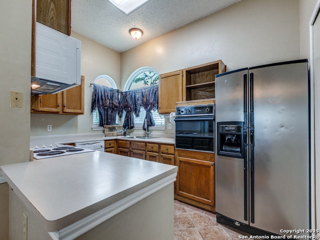 Image 6 of 12 For 6208 Les Harrison Dr