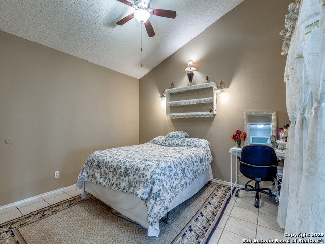 Image 8 of 12 For 6208 Les Harrison Dr