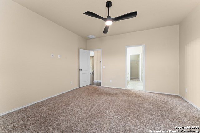 Listing photo id 9 for 1718 Gray Fox Creek