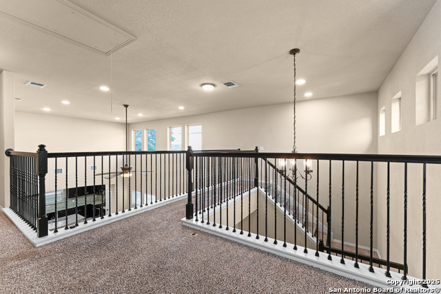 Listing photo id 15 for 1718 Gray Fox Creek