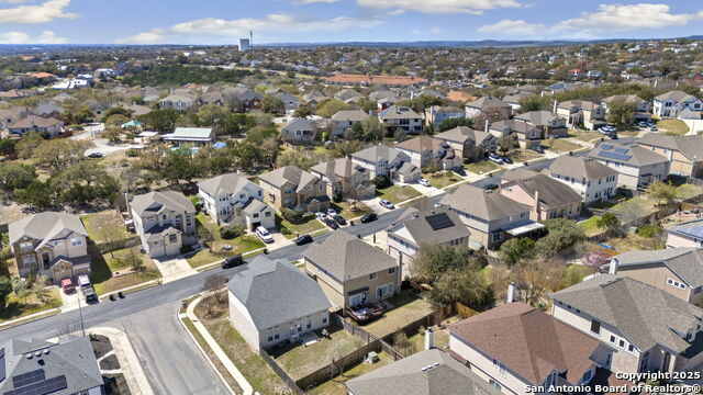 Listing photo id 21 for 21206 Villa Valencia