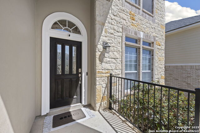 Listing photo id 1 for 21206 Villa Valencia