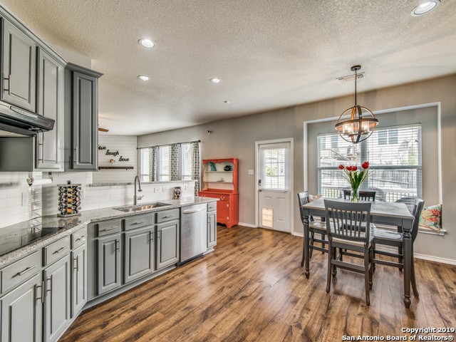 Listing photo id 6 for 21206 Villa Valencia