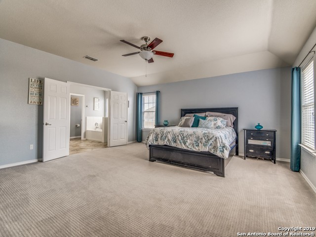 Listing photo id 7 for 21206 Villa Valencia