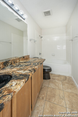 Listing photo id 8 for 13610 Possum Cv