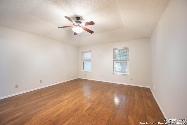 Listing photo id 7 for 13610 Possum Cv