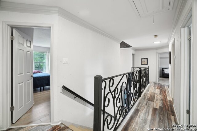 Image 37 of 45 For 2 Inwood Way