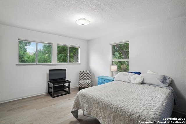 Image 39 of 45 For 2 Inwood Way