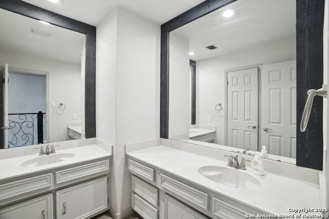 Image 40 of 45 For 2 Inwood Way