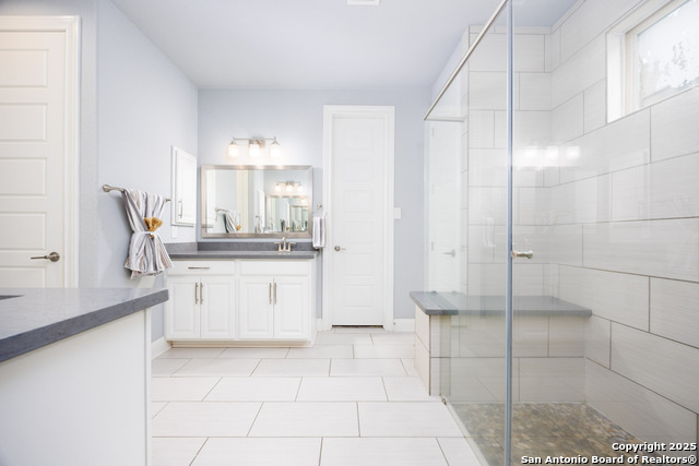 Image 20 of 44 For 21902 Waldon Manor