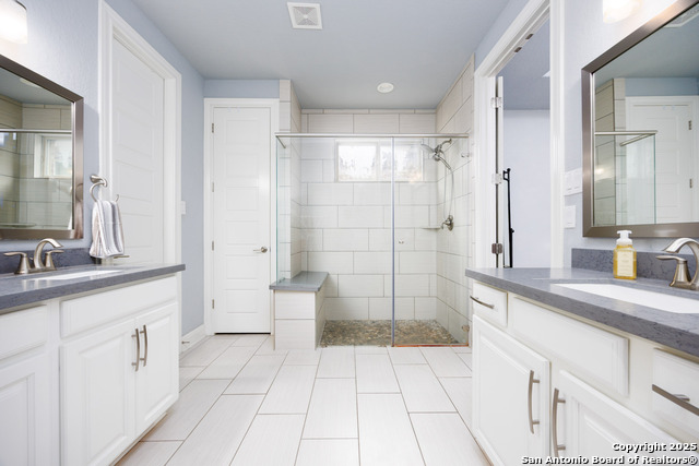 Image 22 of 44 For 21902 Waldon Manor