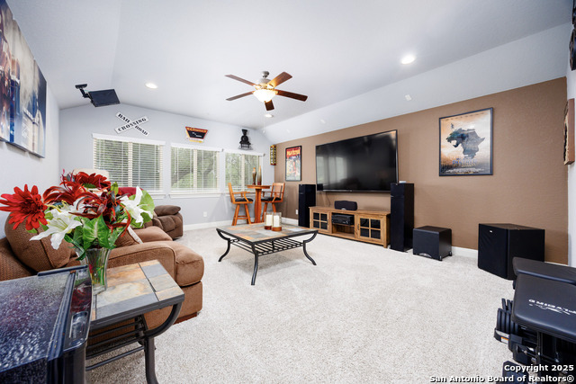 Image 38 of 44 For 21902 Waldon Manor