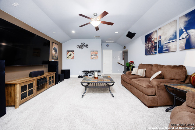 Image 39 of 44 For 21902 Waldon Manor