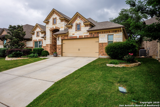 Image 4 of 44 For 21902 Waldon Manor