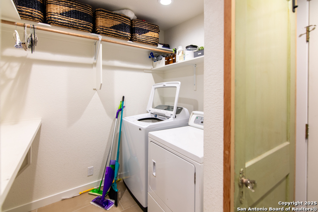 Image 7 of 16 For 616 Anona  